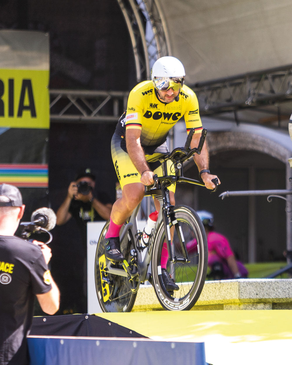 Elite Bib Short Promo Race