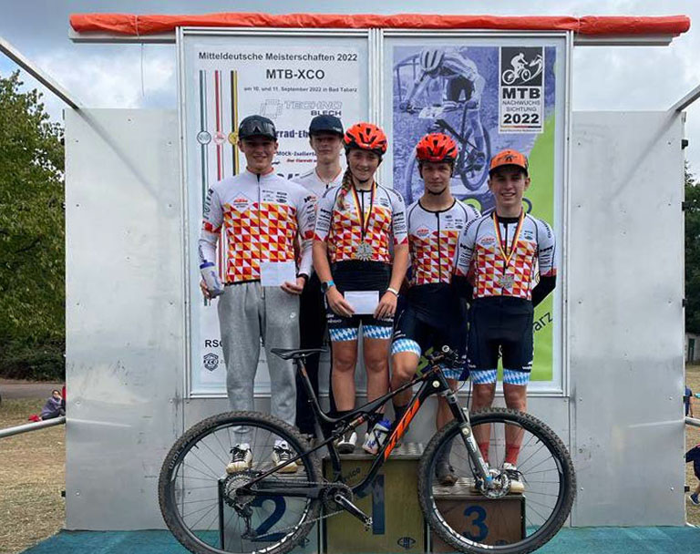 KTM Youngsters im DOWE Trikot - Podest