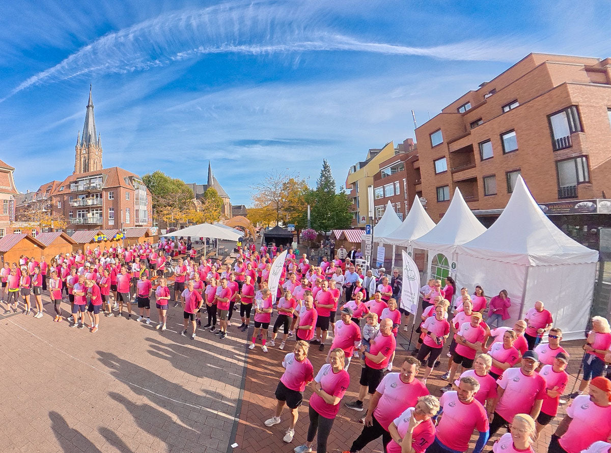 Ganz in Pink: Urban Run Emsdetten mit DOWE Laufshirts