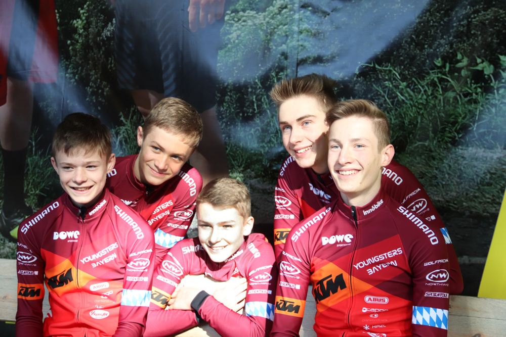KTM Youngsters Team aus Bayern zu Gast bei DOWE Sportswear