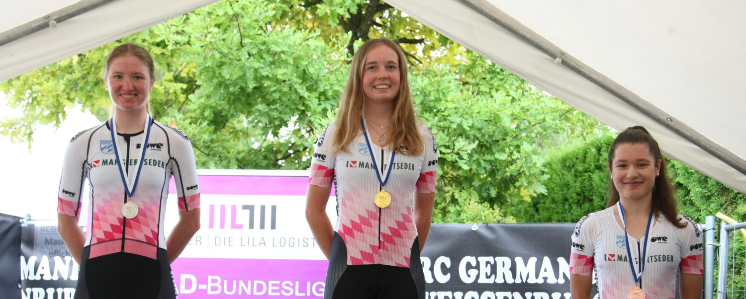 Antonia Niedermaier vom Team Mangertseder Bayern wird Deutsche Meisterin im Zeitfahren