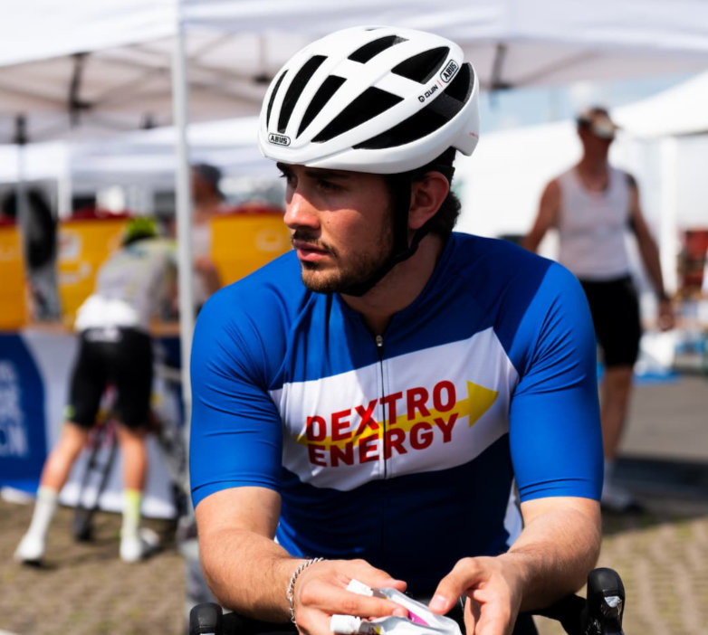 Maßgeschneiderte Teamwear für Dextro Energy bei Rad am Ring